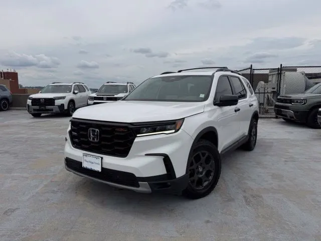 2024 Honda Pilot TrailSport