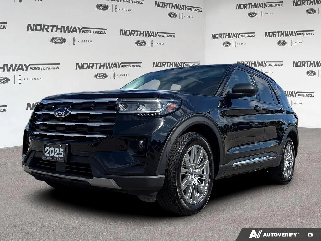 2025 Ford Explorer Active 4WD