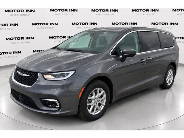 2023 Chrysler Pacifica Tourin