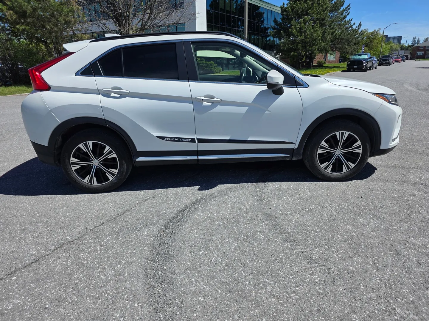2019 Mitsubishi Eclipse Cross gt - leather sunroof