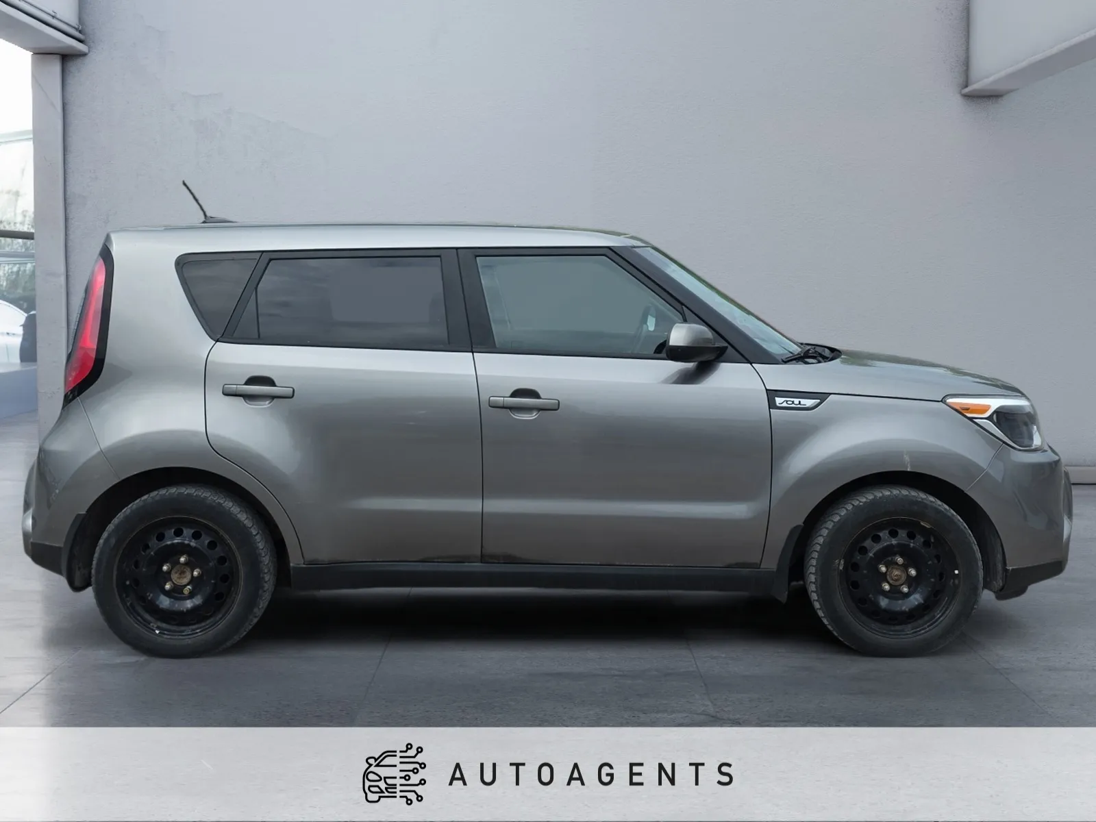 2016 Kia Soul BASE 6A