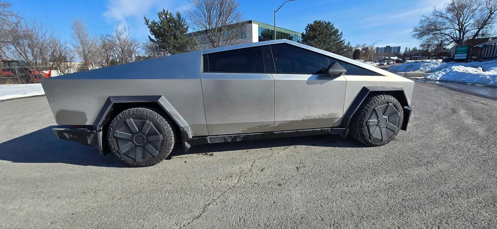 2024 Tesla Cybertruck Foundation
