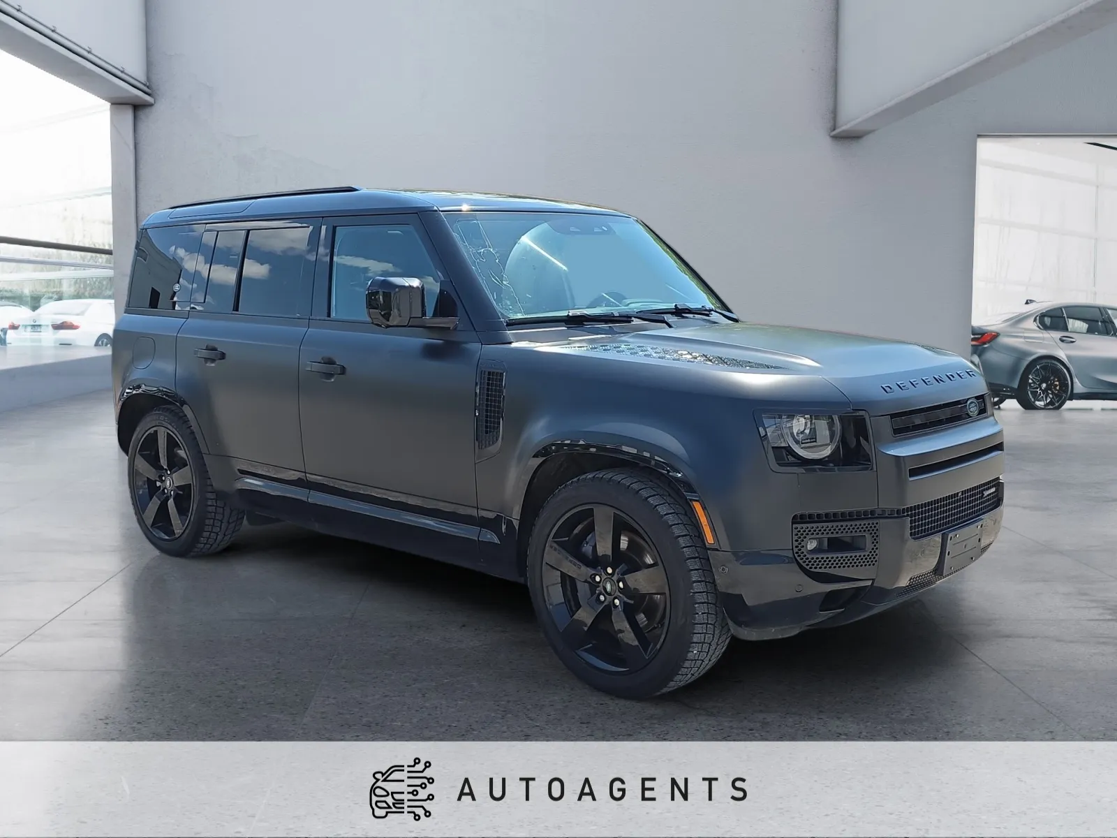 2022 Land Rover Defender 110 X-Dynamic SE P400